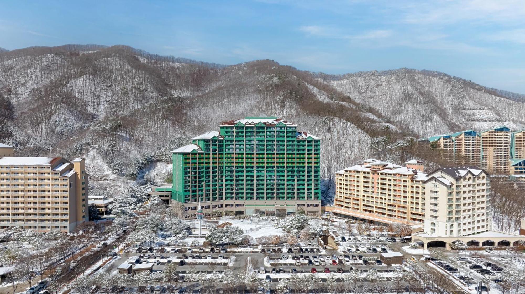 Sono Calm Vivaldipark Hotell Hongcheon Exteriör bild