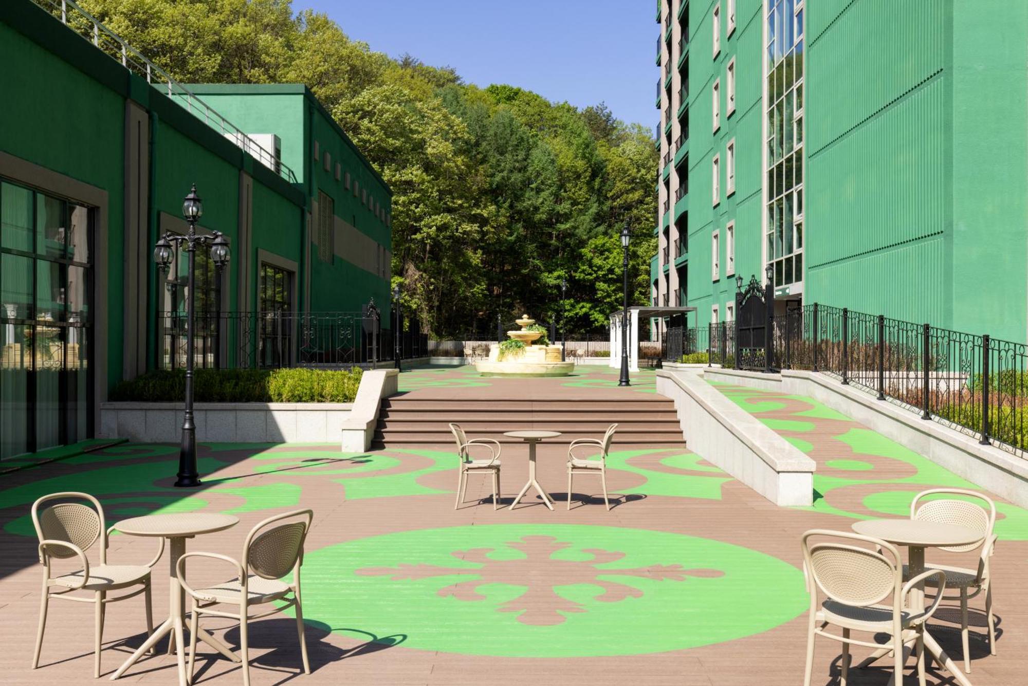 Sono Calm Vivaldipark Hotell Hongcheon Exteriör bild